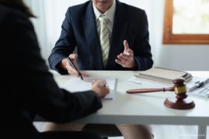 How a Car Crash Lawyer Can Maximize Your Injury Compensation